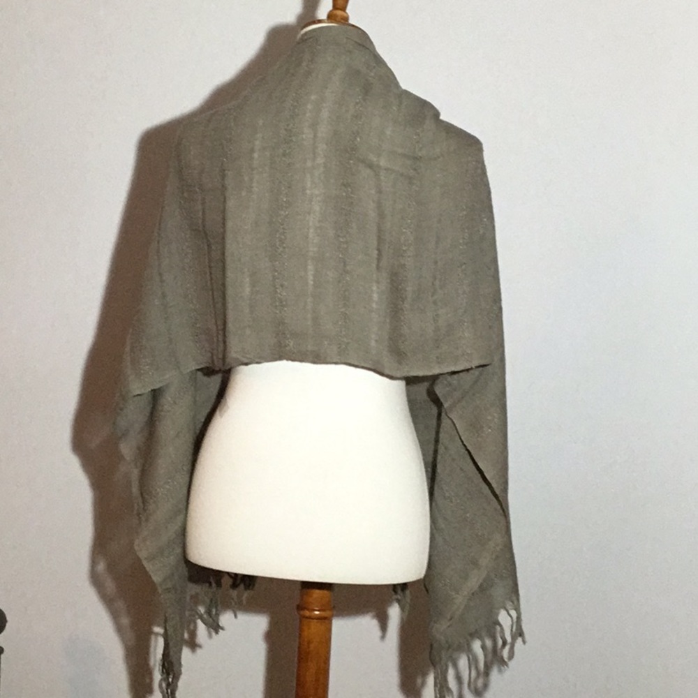 DONATING Monday Shawl/wrap with fringe, lightweight, gauze- look, dressy casual